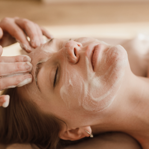 14k Gold Facial